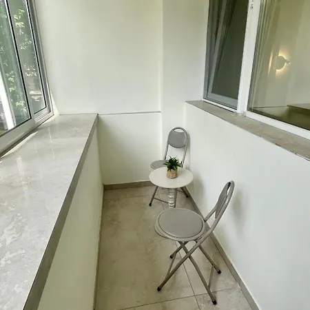 Apartament Modern Light Heaven In Center - 2br Ap Warna